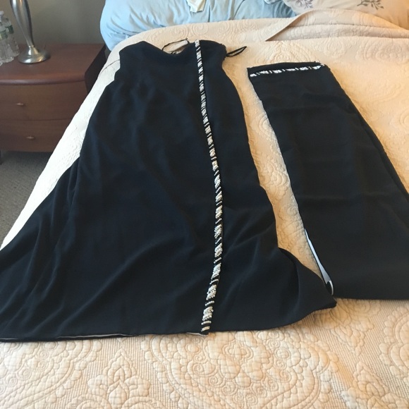 Strapless evening dress with shawl - Picture 2 of 4